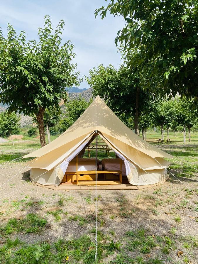 Camping Oliana Eksteriør bilde