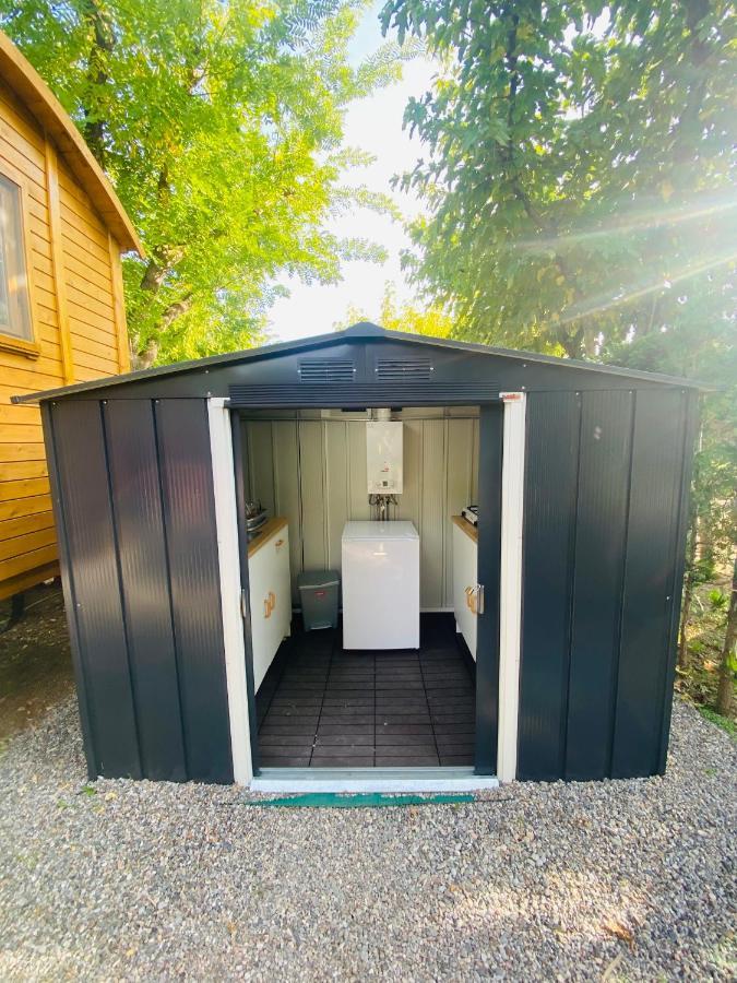 Camping Oliana Eksteriør bilde